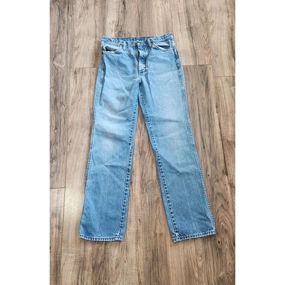 Wrangler Mens Straight Fit Light Blue Denim Jeans Zip Button Pockets Casual - Picture 1 of 8